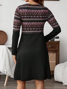 EMERY ROSE 女士休闲长袖拼布几何印花连衣裙，适合秋季 - 黑色 - 查看 2