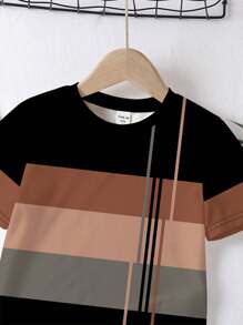 SHEIN Camiseta casual simples de manga curta com gola redonda para o verão
