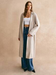 Poéselle Áo khoác cardigan dài rộng rãi màu trơn đơn giản cho nữ, Áo khoác cardigan dệt kim đơn giản màu trơn cho nữ, Quần áo mùa thu cho nữ, Quần áo mùa đông cho nữ, Áo len nữ, Vải ấm mềm mại và thoải mái, Đơn giản và thời trang, Phong cách tiền cũ, Thích hợp cho trang phục hàng ngày trên phố, đi làm, mặc ở nhà, Áo khoác cardigan dài rộng rãi màu kaki đơn giản cho nữ mùa đông, Trang phục thường ngày, FW24 - Màu be - Xem 4