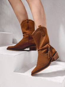 Styleloop Botas hasta la pantorrilla para mujeres con decoración de tachuelas, adecuadas para atuendos de viaje en otoño