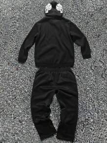 Manfinity EMRG Plus Size Men Skull Printed Zip Up Hoodie And Drawstring Sweatpants Tracksuit For Casual Wear, Fall Clothes - Black - View 2