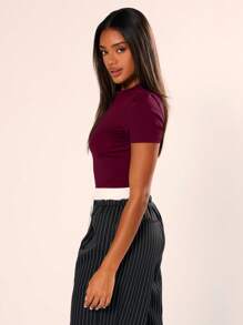 MUSERA Body de manga corta y cuello redondo, ajustado, casual, cápsula de armario básico para uso diario, en color burdeos, elegante para San Valentín, y verano - Burdeos - Ver 4