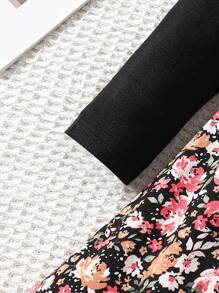 Young Girl Knitted Solid Color Round Neck Patchwork Floral Integrated Casual Autumn/Winter Dress - Red - View 4