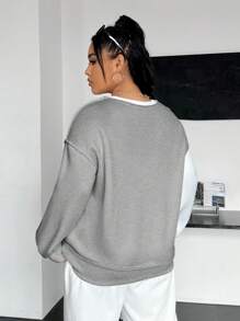SHEIN EZwear Áo nỉ dáng rộng màu khối lớn thả vai cho thường ngày, mùa thu - Xám - Xem 2