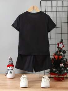 Young Boy Santa Claus Print Short Sleeve T-Shirt And Shorts Set, Adding A Festive Joyful Mood To The Summer Outfit, For Christmas