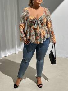 SHEIN CURVE+ Camisa informal con mangas acampanadas, cordones al frente y encaje, para tallas grandes, para vacaciones de primavera y otoño, graduación, boda y fiesta