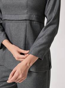 TaskEZ Conjunto de uniforme de trabajo con camisa de manga raglán y pantalones de unicolor, con lazo decorativo en el lateral, blusa de manga corta y pantalones en conjunto de 2 piezas. Traje profesional elegante para damas en oficina, recepción de hotel, salón de belleza, técnica de uñas. Ropa de trabajo