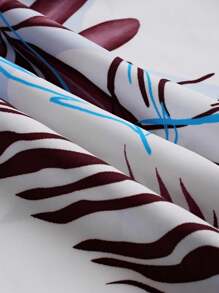 SHEIN LUNE Floral Print Round Neck Ruffled Hem Short Sleeve Dress - Blue - View 4