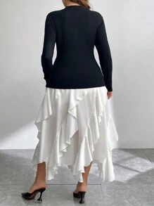 SHEIN Privé Plus Size High-Neck Split T-Shirt & Pleated Mid-Length Skirt 2 Pieces Set - Multicolor - View 2