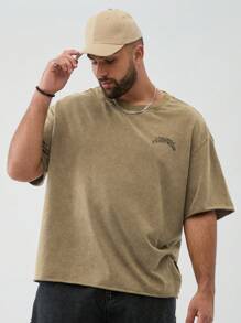 Manfinity VCAY Áo thun tay ngắn cổ tròn in chữ Urban Loose Knit cỡ lớn cho nam cỡ lớn - màu nâu - Xem 1