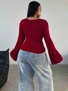 Flirla 大码女式百搭纯色喇叭袖毛衣，新年秋冬针织套头衫 - 紅色 - 查看 2