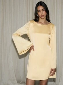 AiiRZ Đầm mini cổ tròn tay loe bằng vải satin - Màu vàng - Xem 1