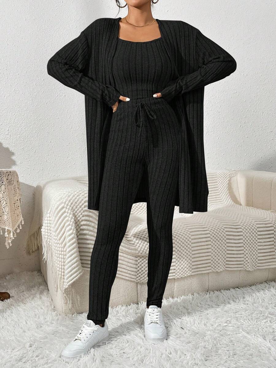 SHEIN Essnce 大码女装秋冬新款时尚休闲商务休闲女装通勤镂空服装感恩节女装套装冬季女装冬季女套装罗纹拉绒面料针织面料黑色长款开衫+吊带背心+打底裤三件套女秋季套装服装套装冬季女装套装女秋季套装 - 黑色 - 查看 1