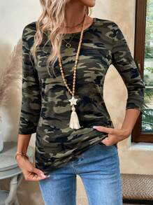 EMERY ROSE Women's Casual Camouflage Print Round Neck 3/4 Sleeve T-Shirt, Autumn - Green - View 1