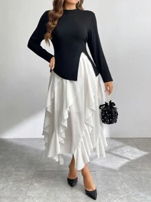 SHEIN Privé Plus Size High-Neck Split T-Shirt & Pleated Mid-Length Skirt 2 Pieces Set - Multicolor - View 1