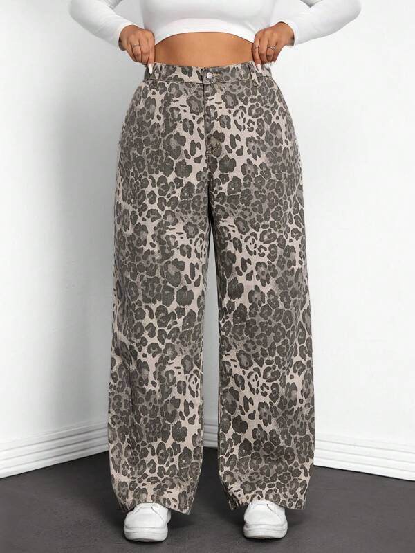 SHEIN ICON Plus Size Women Casual Street Fashion Leopard Print Loose Fit Wide Leg Boyfriend Jeans