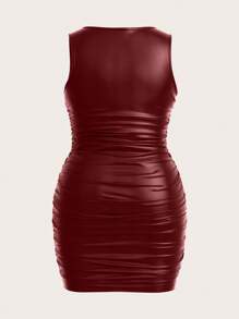 SHEIN EZwear 1 件大码女式红色 PU 皮革褶边无袖圆领连衣裙 - 酒紅色 - 查看 3