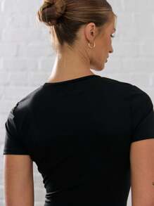 Musera Sport 短袖运动T恤，适合板式网球、网球、匹克球、健身房等运动场合。 - 黑色 - 查看 5