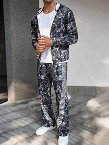 Manfinity EMRG Men's Autumn Casual Sports Leaf Print Zip-Up Hoodie And Sweatpants 2 Pieces Set