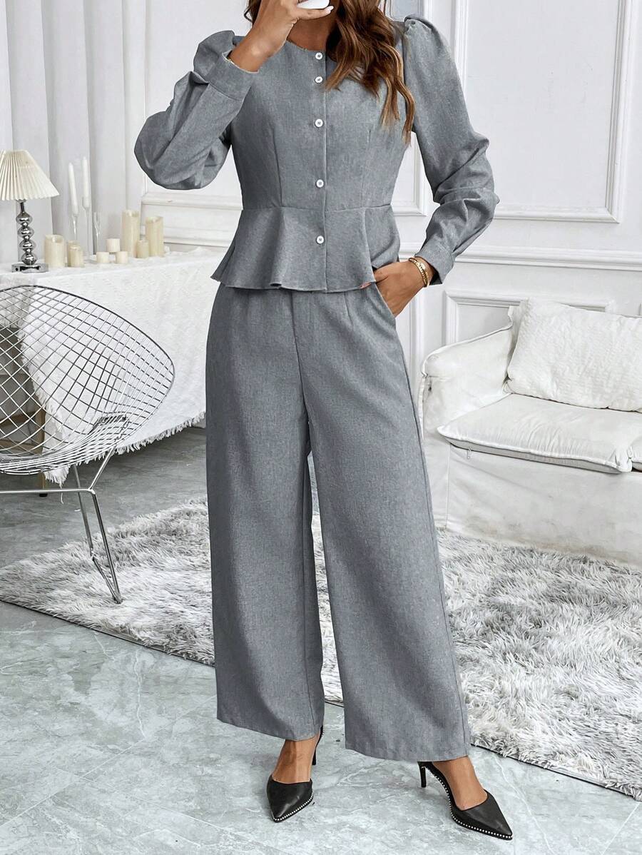 Chiquease 女士休闲纯色泡泡袖单排扣荷叶边下摆衬衫和宽腿宽松裤套装，春秋 - 灰色 - 查看 1