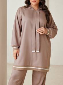 Mulvari Middle East Style Plus Size Contrast Color Trim Hooded Long Sleeve Top And Long Pants Casual 2 Pieces Set 2 Pieces Set