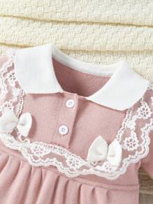 女婴毛衣连体衣，针织长袖连体衣，配裤子和帽子，柔软保暖，适合秋冬季。粉色，优雅蕾丝边饰，蝴蝶结装饰，荷叶边下摆，时尚别致，适合日常穿着，室内、户外、旅行 - 粉色 - 查看 6