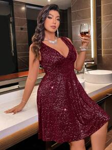 Plus Size Women V-Neck Shiny Luxurious Sleeveless Party Dress - Burgundy - View 5