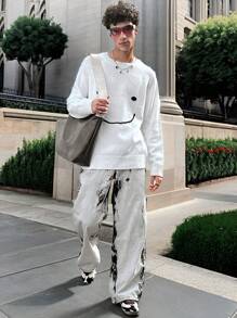 Manfinity VCAY 1 pieza Ropa de hombre estilo Y2K Ajuste casual divertido de alta calle Estilo vintage Suéter con gráfico de sonrisa para hombres Ropa de otoño Ropa de Halloween Pijamas de Halloween Suéteres de Halloween a juego Ajuste limpio Cálido y grueso