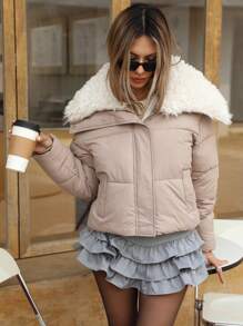 Aveloria Affinna Abrigo de invierno con cuello alto ajustable, bajo ajustable, cremallera corta, relleno acolchado, aislamiento sintético con poliéster, chaqueta de invierno de estilo elegante