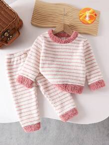 SHEIN Vintaside Kids 女婴条纹毛绒长袖家居服，冬季