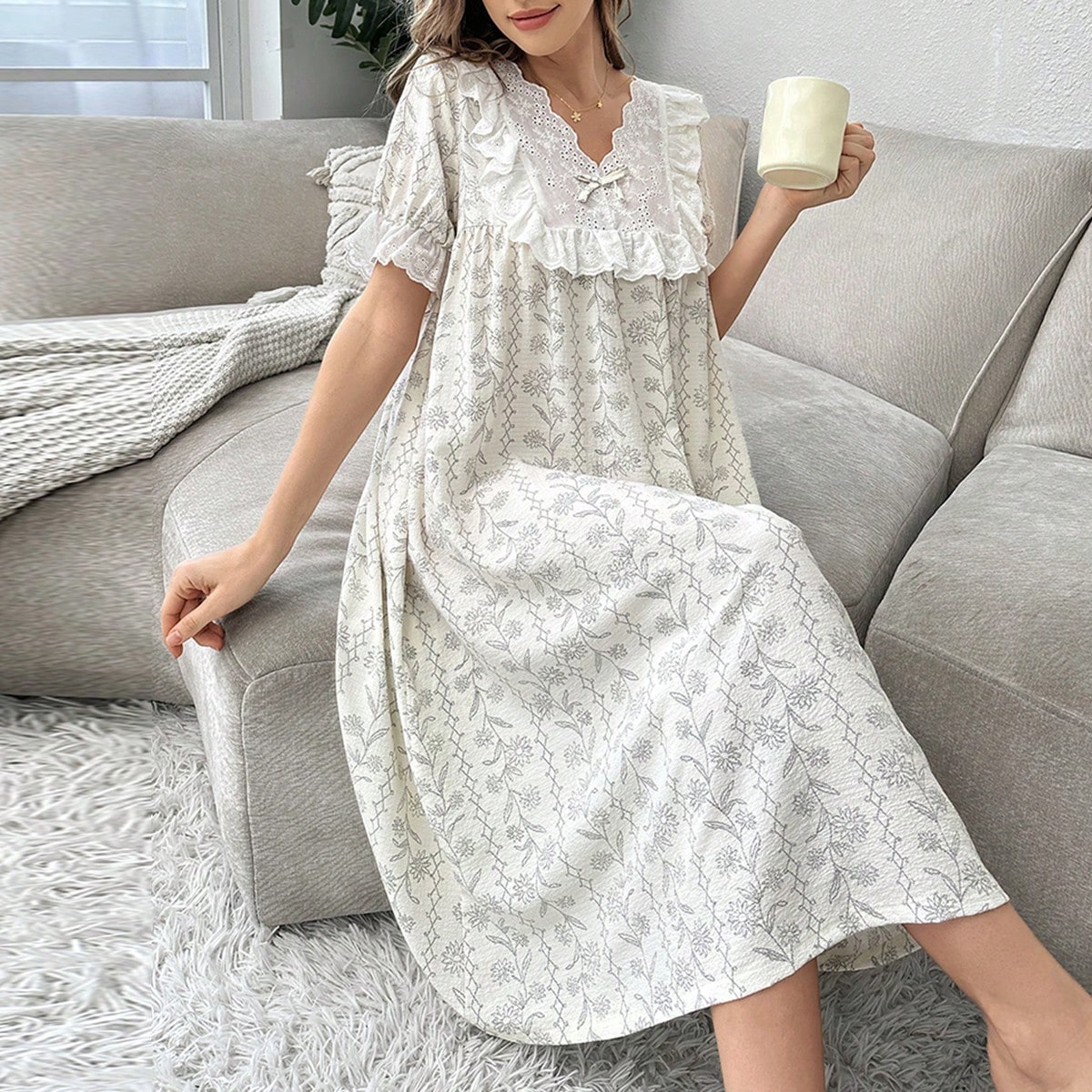 Camisón de mujer con estampado floral, mangas abullonadas y volantes de contraste, vestido de dormir tipo "Moo Moo" perfecto para el verano