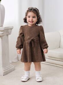 SHEIN Baby Girl Mommy & Me 棕色针织松紧腰长袖连衣裙，秋冬款