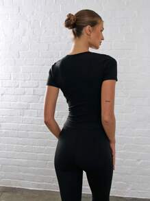 Musera Sport 短袖运动T恤，适合板式网球、网球、匹克球、健身房等运动场合。 - 黑色 - 查看 3