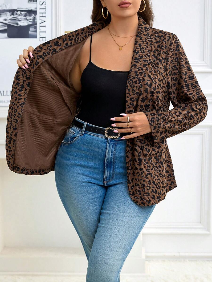 SHEIN LUNE Plus Size Women Leopard Print Turndown Collar Flap Detail