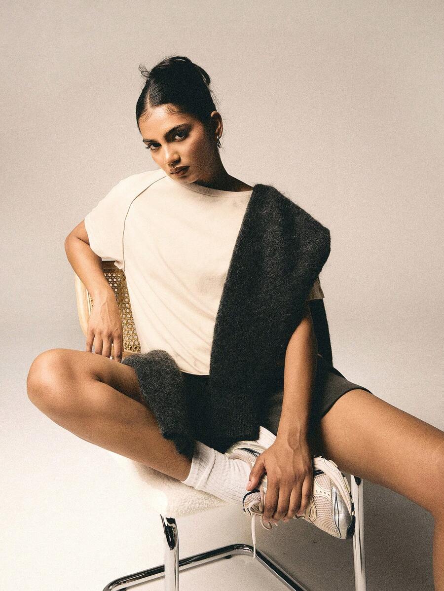 Athîral 女士纯色圆领插肩袖短袖休闲宽松 T 恤