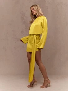 MISSGUIDED 缎面喇叭长袖迷你连衣裙 - 芥末黃 - 查看 4