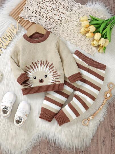 Baby Boy Adorable Lion King Set, Essential For Autumn/Winter! Round Neck Long Sleeve Sweater With Cute Lion Head Jacquard Design; Paired With Striped Elastic Waist Pants, Comfortable, Warm And Fashionable, Letting Baby Shine As The Little Star In Winter