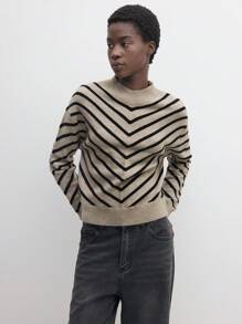 BizChic 卡其色毛衣、时尚通勤上衣、女士假日毛衣、女士通勤服装、圣诞服饰