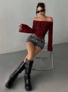 SHEIN EZwear Women's Leopard Print Mesh Off Shoulder Flared Sleeve Cropped T-Shirt - Red - View 4