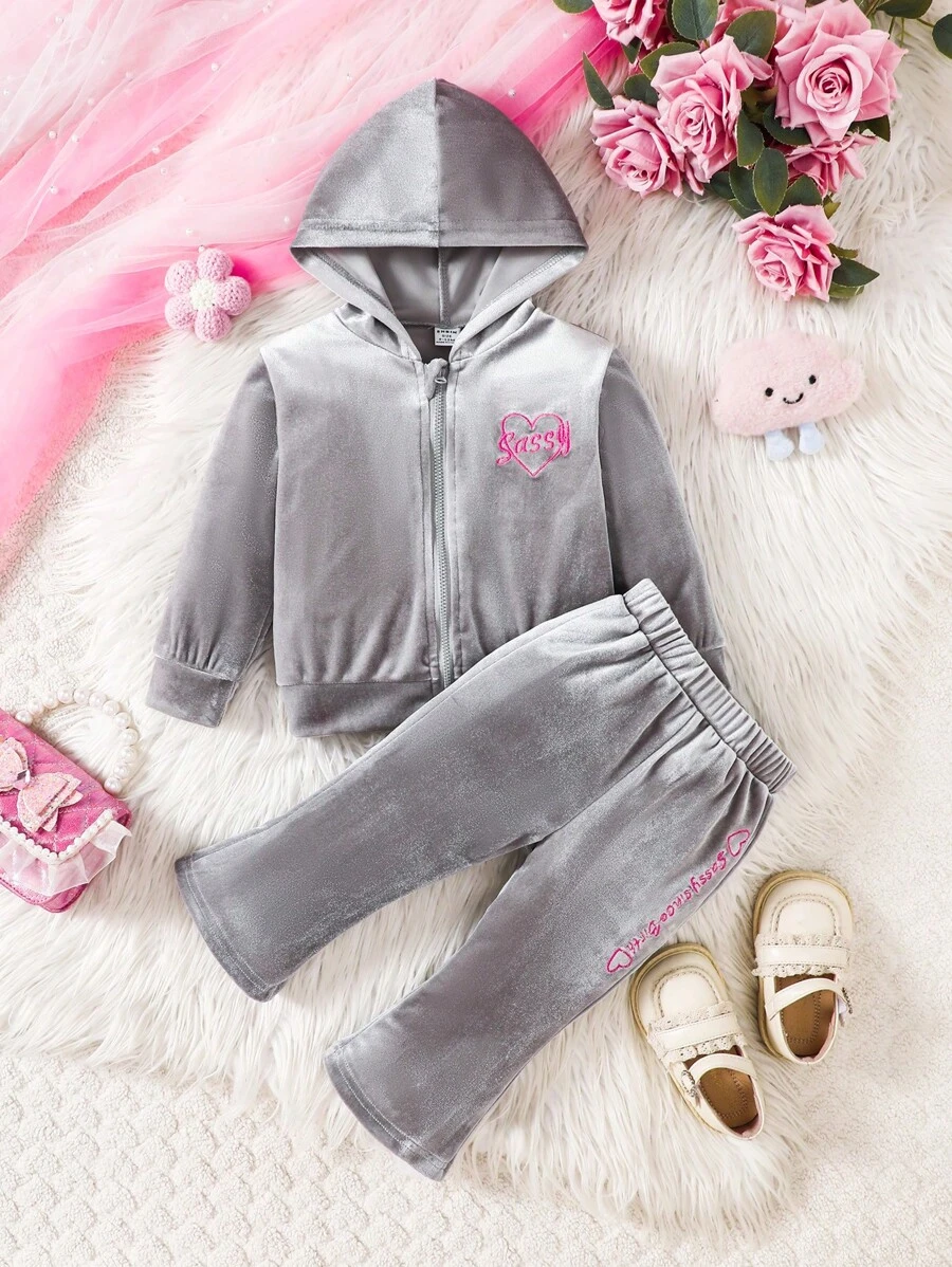 SHEIN 2 件套女婴爱心与字母刺绣拉链连帽衫和裤子套装 - 灰色 - 查看 1