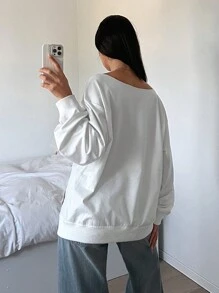 SHEIN EZwear 熊印花露肩长袖套头衫，日常休闲