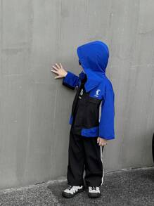 SHEIN 1pc Young Boy Korean Style Cute Hooded Contrast Color Splice Warm Winter Jacket With Furry Lining,Cartoon Animal Print Accent,Outdoor School Apparel - Blue - View 6