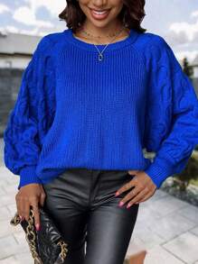 Chiquease Suéter de cuello alto azul marino bordado con cuentas