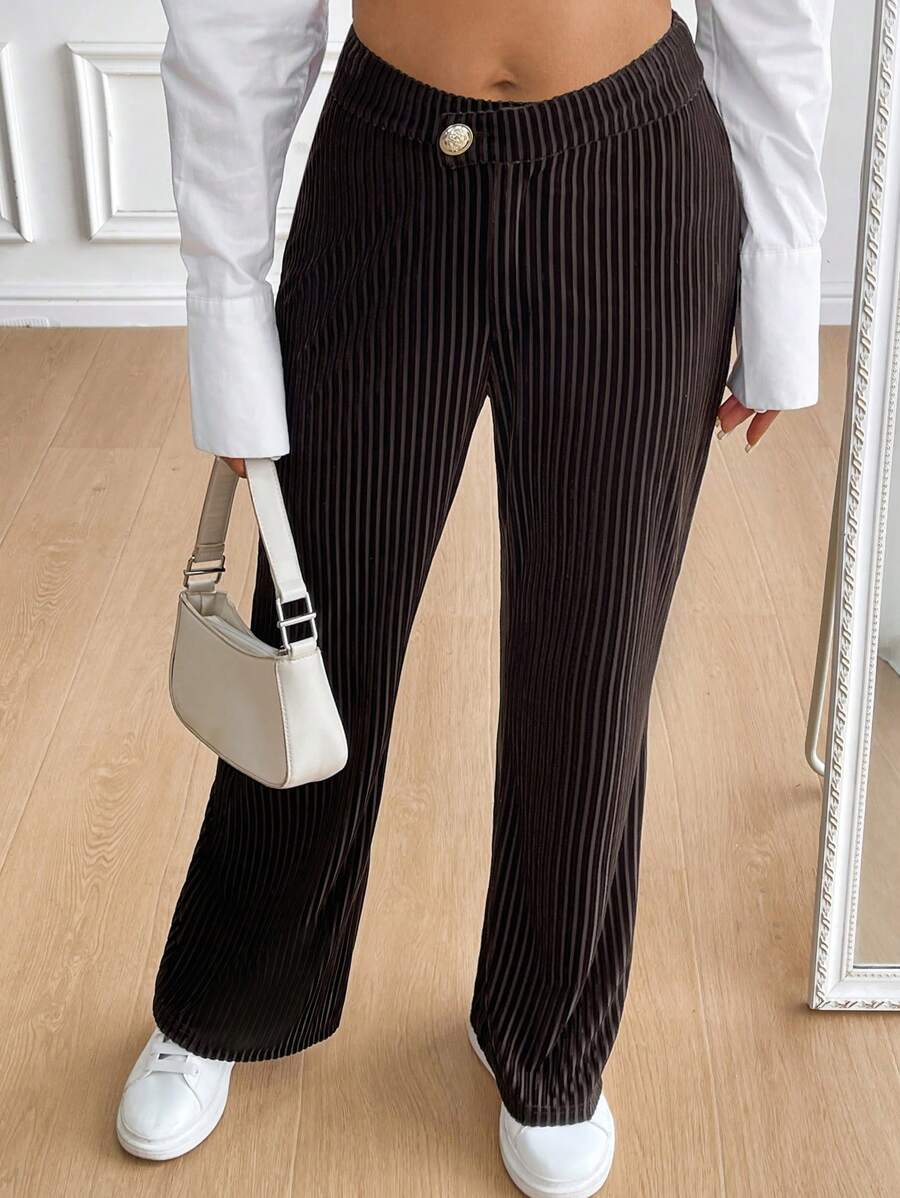 SHEIN Privé 女士深棕色天鹅绒罗纹高腰直筒裤 - 棕色 - 查看 1