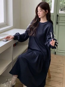 DAZY 1 件女式纯色拼接蝴蝶结装饰休闲中长连衣裙秋冬 - 藏蓝色 - 查看 8