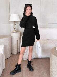 SHEIN Leap Crew Bộ đồ thường ngày thu đông cho bé gái tuổi mới lớn 2 món - Áo crop top hở vai rộng rãi, cổ đứng, dệt kim gân mềm mại & váy hai dây bó sát - màu đen - Xem 4