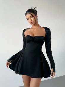 Aloruh 女士纯色长袖紧身荷叶边下摆蝴蝶结装饰迷你连衣裙，黑色，秋冬