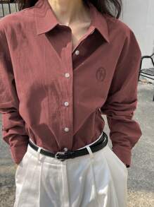 DAZY 1pc Women's Loose Fit Solid Color Letter Embroidered Turndown Collar Long Sleeve Shirt,Fall Women Clothes