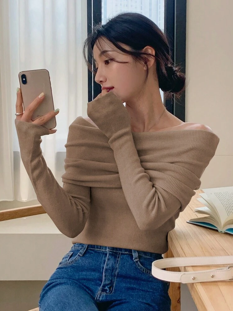 Suéter de Gola Alta Ajustado de Ombro Caído de Cor Sólida para Mulheres, Suéter de Ombro Caído de Outono, Blusas de Manga Longa, Roupas Femininas de Outono