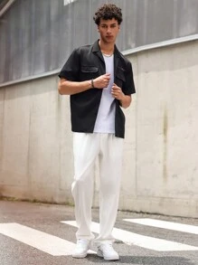 Manfinity Hypemode Men Summer Casual Letter Print Workwear Short-Sleeved Shirt